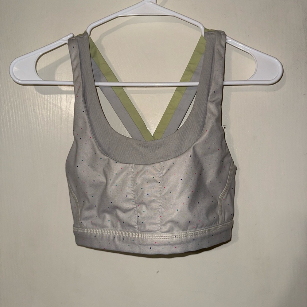 Lululemon sports bra